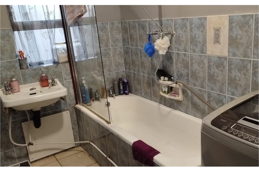 2 Bedroom Property for Sale in Richmond Hill Eastern Cape